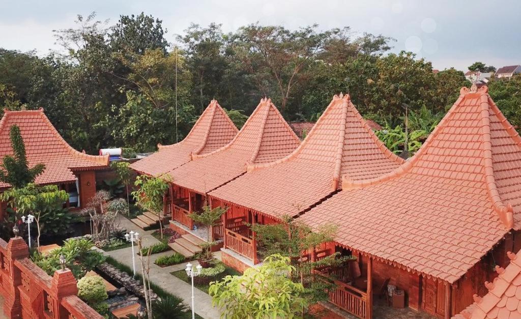 Joglo Jawa Jepara Buitenkant foto